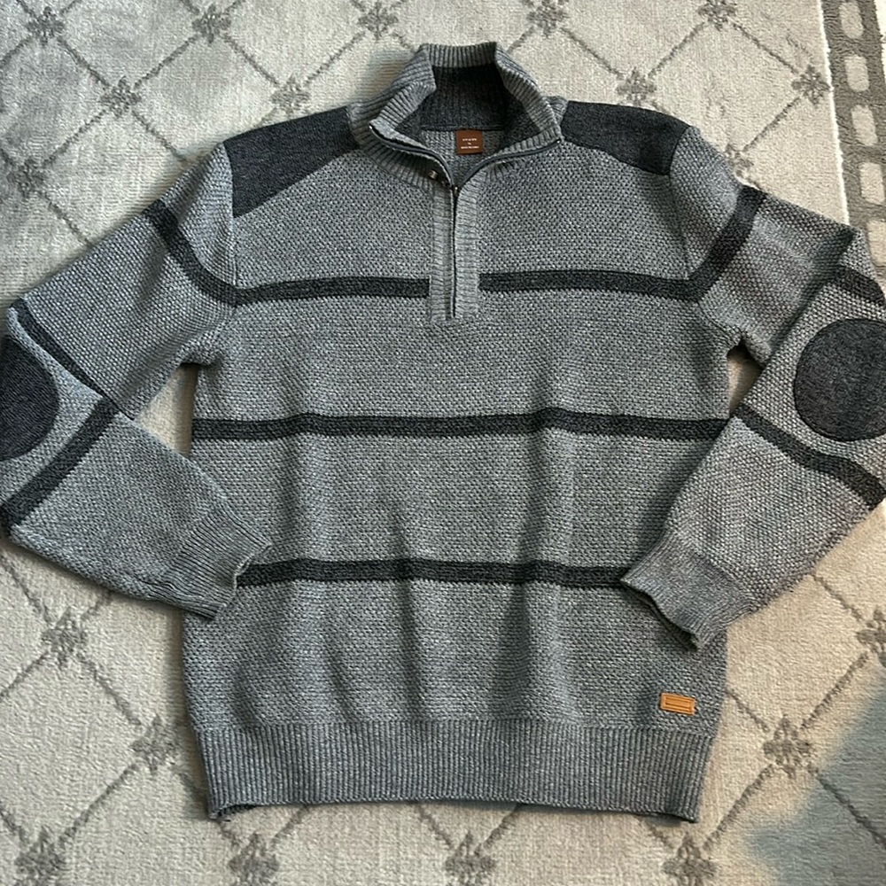 Usicon 1/4 zip sweater